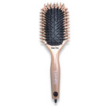 תמונה של מברשת שיער אנטי-סטטית לשיער מתולתל מבית לומלו - מתוך קטלוג HairFix, מוצג באריזת המקור